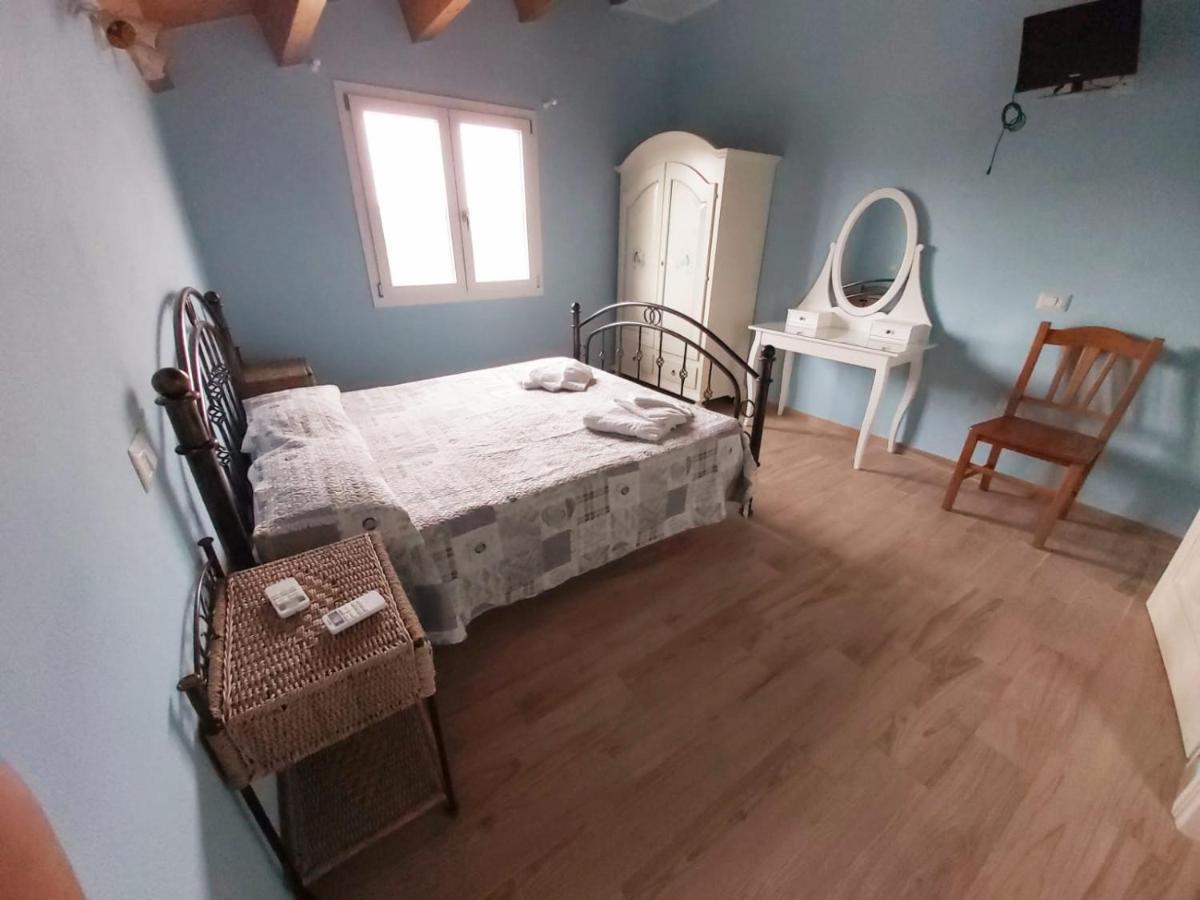 B&B Il Cenerino SantʼAntìoco Εξωτερικό φωτογραφία